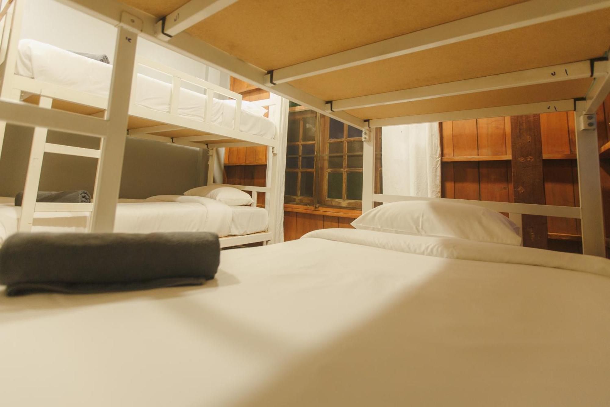 Agga Cnx Hostel Csiangmaj Kültér fotó