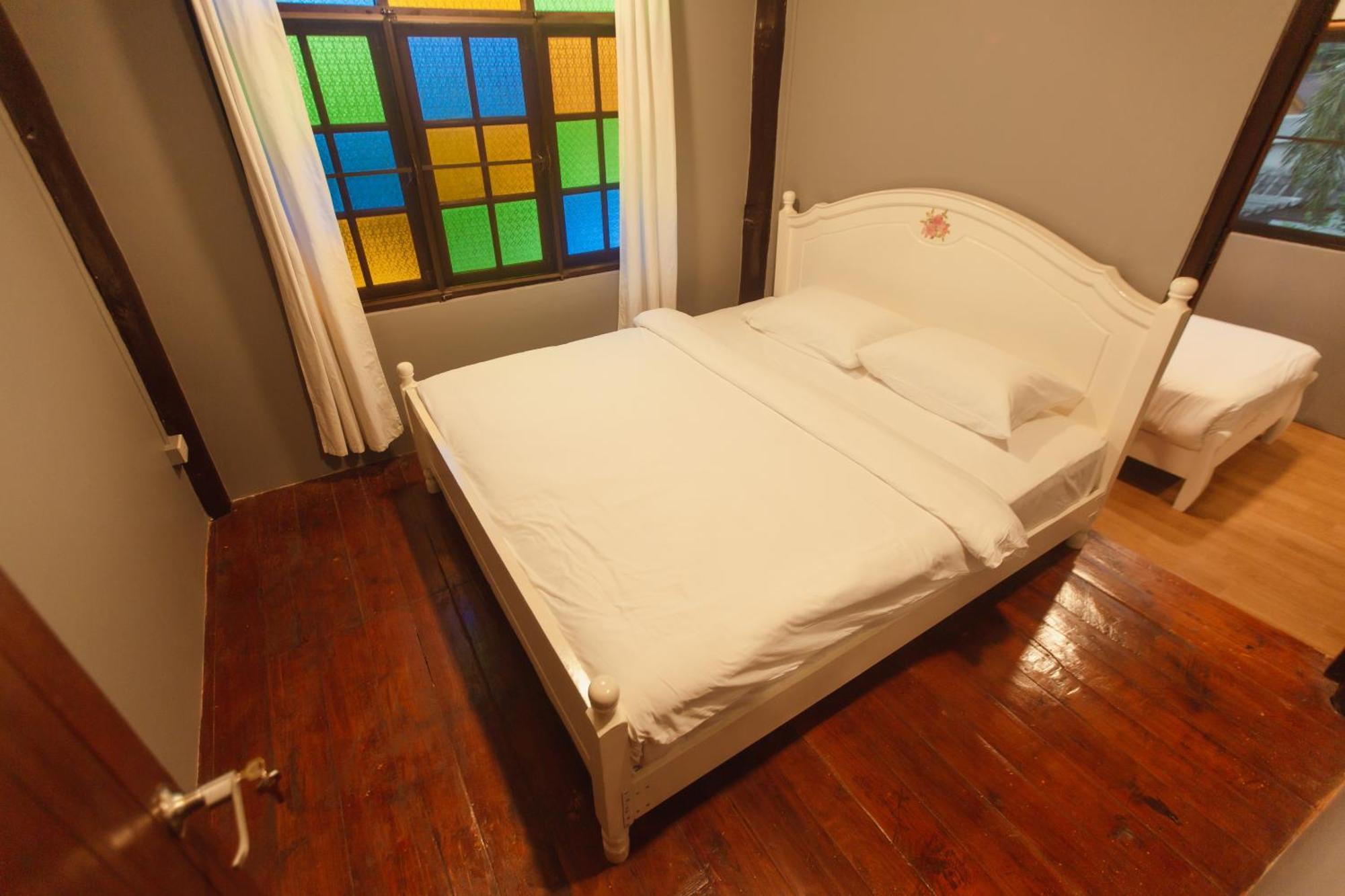 Agga Cnx Hostel Csiangmaj Kültér fotó