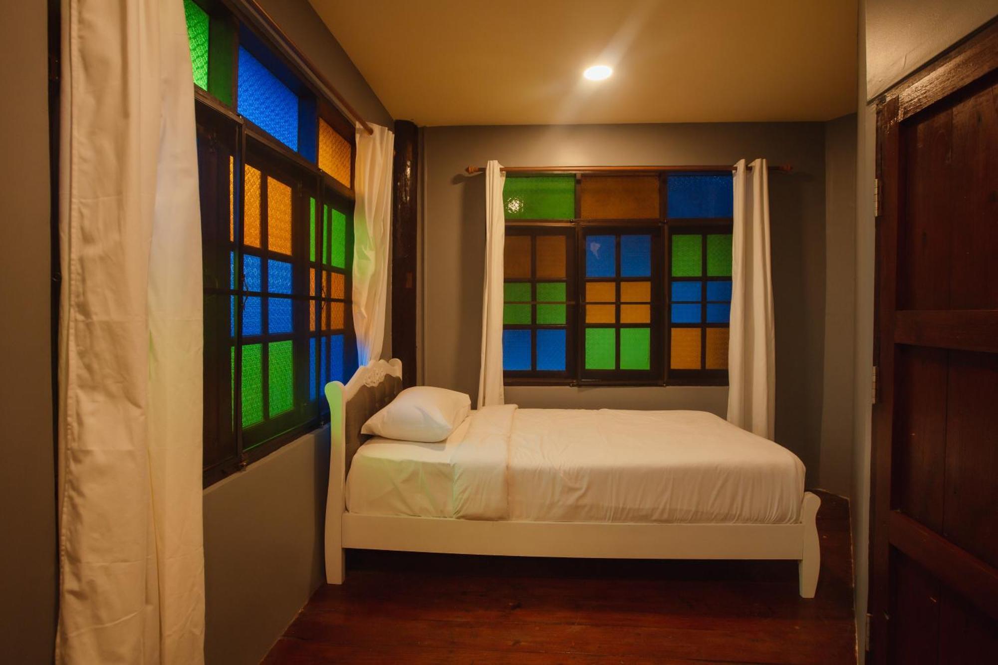 Agga Cnx Hostel Csiangmaj Kültér fotó