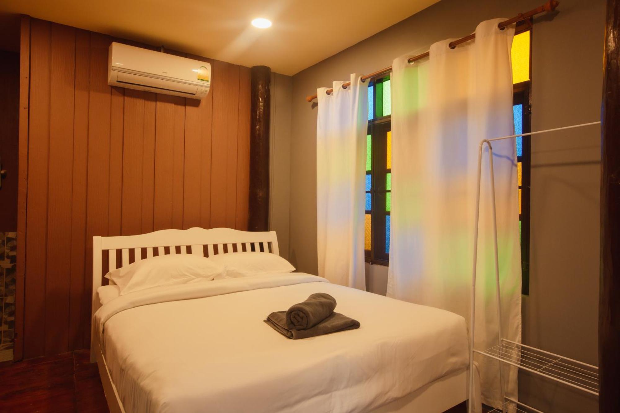 Agga Cnx Hostel Csiangmaj Kültér fotó