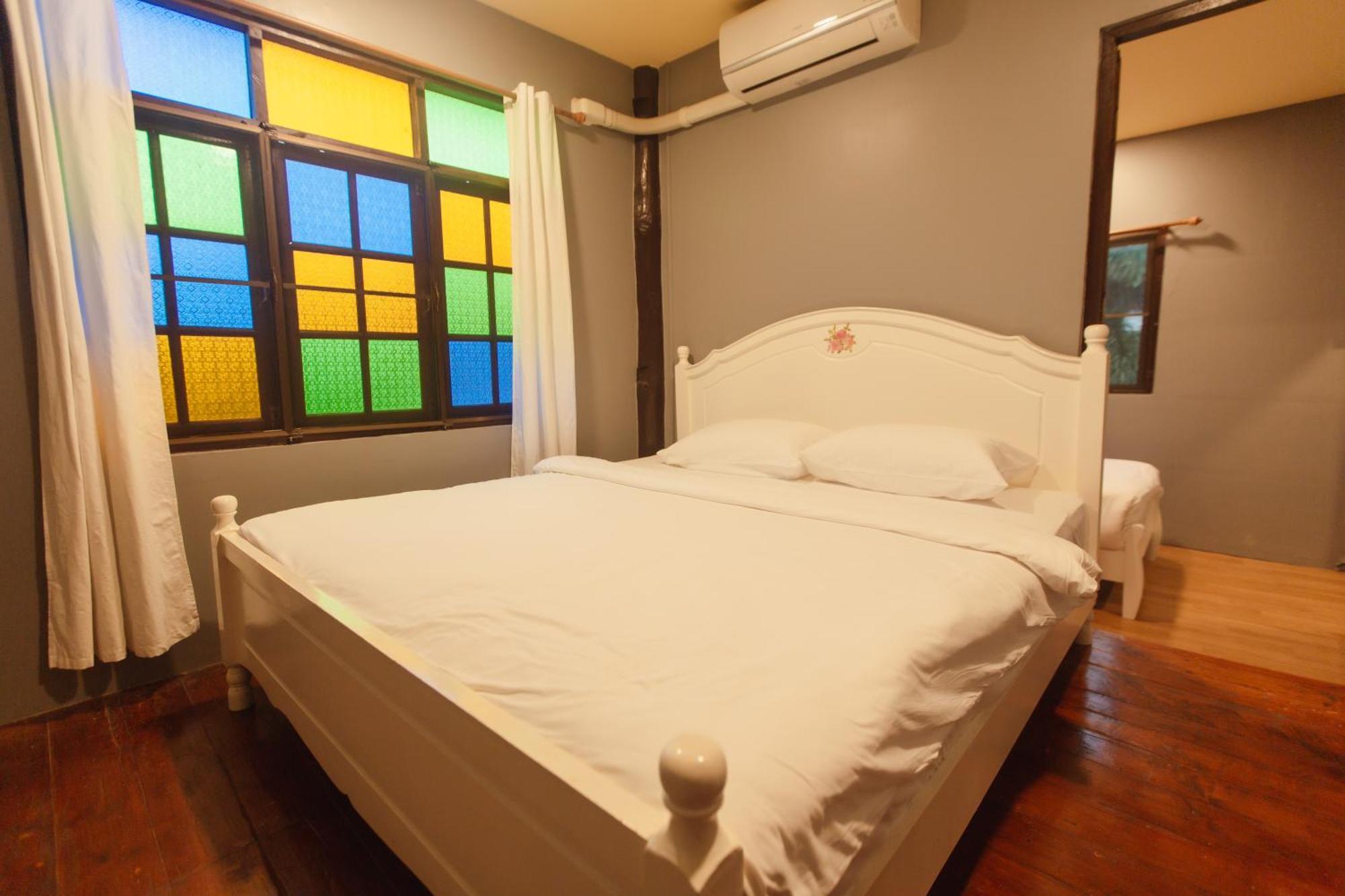 Agga Cnx Hostel Csiangmaj Kültér fotó