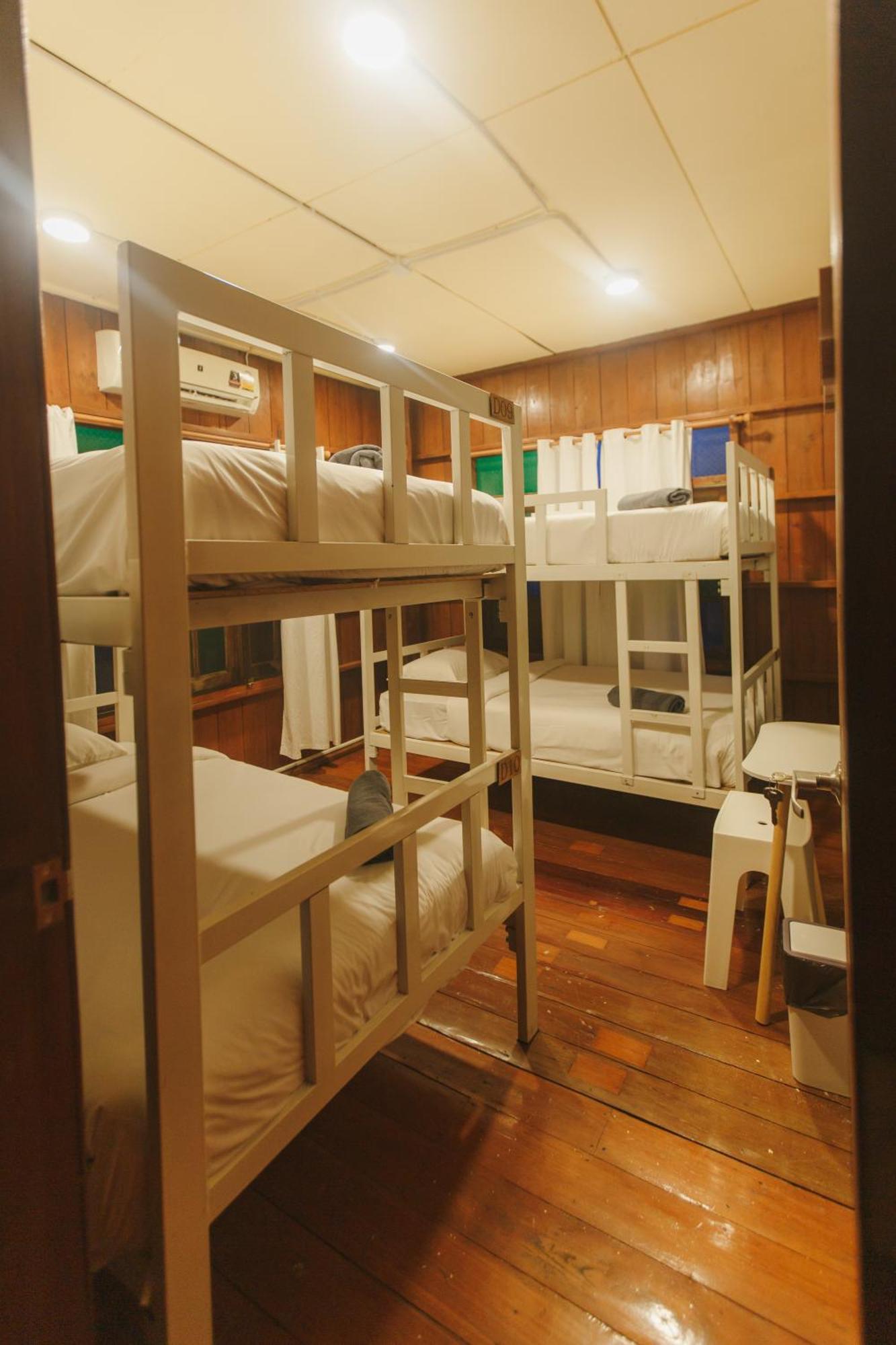 Agga Cnx Hostel Csiangmaj Kültér fotó