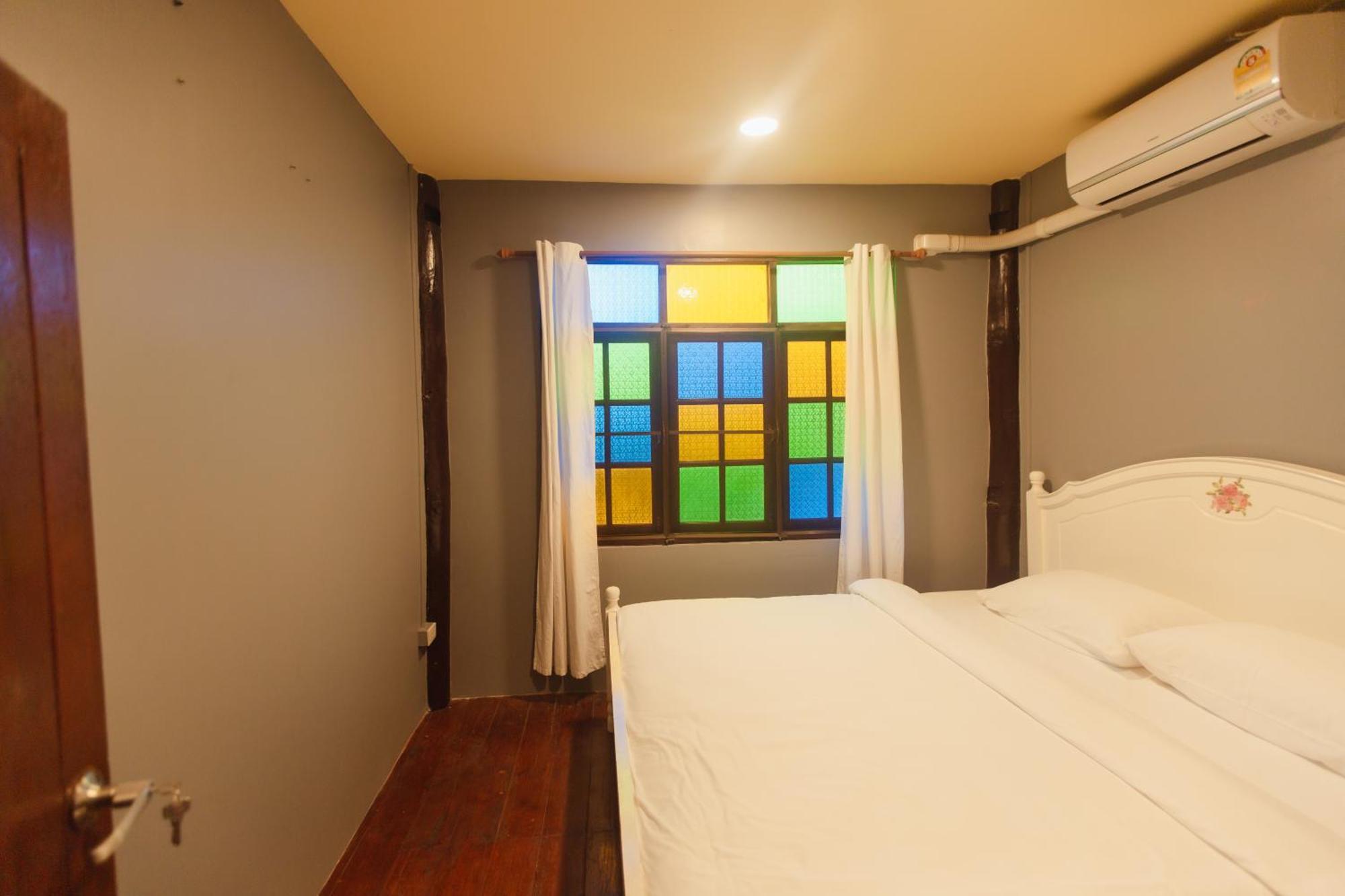 Agga Cnx Hostel Csiangmaj Kültér fotó