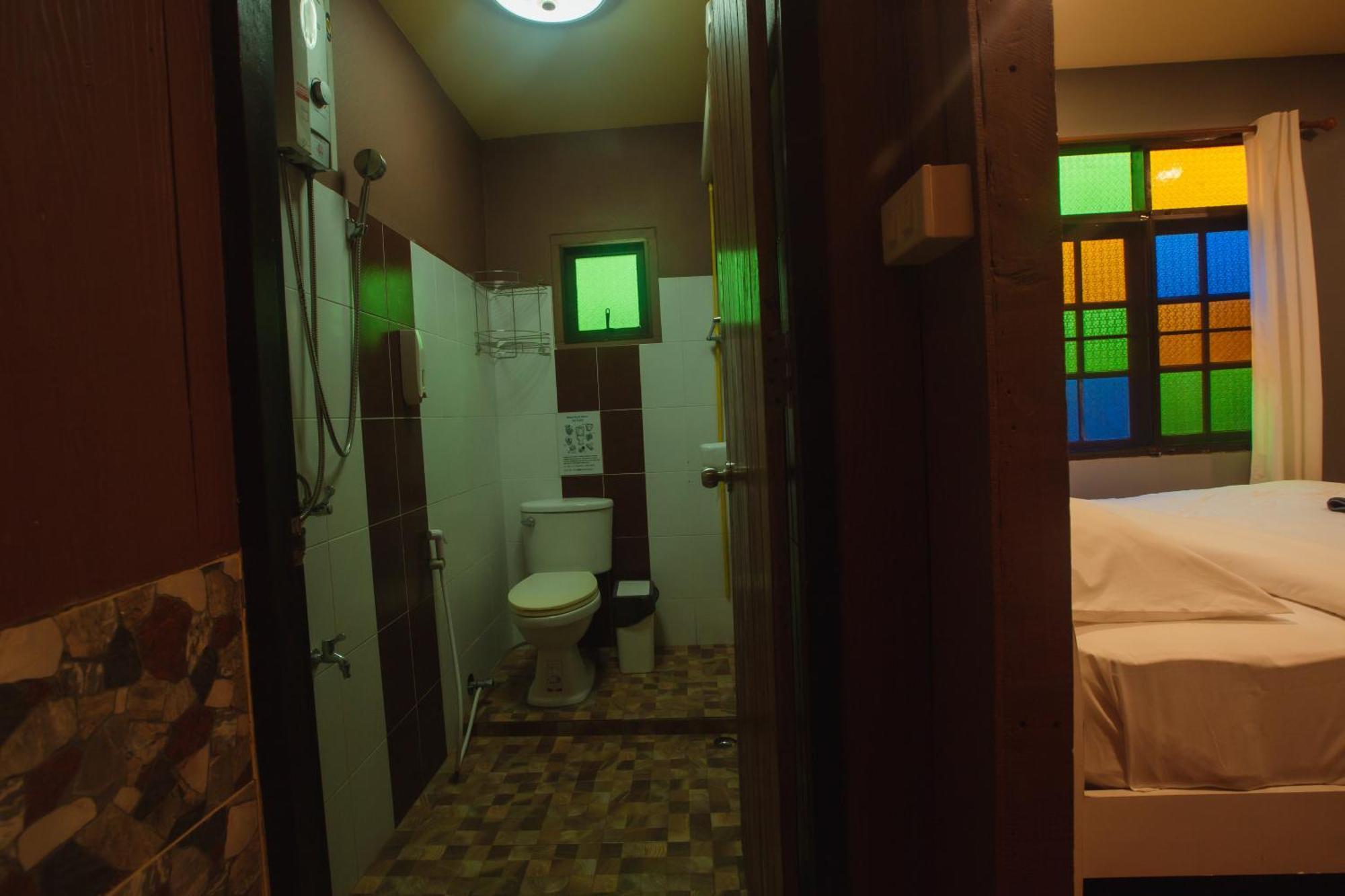Agga Cnx Hostel Csiangmaj Kültér fotó
