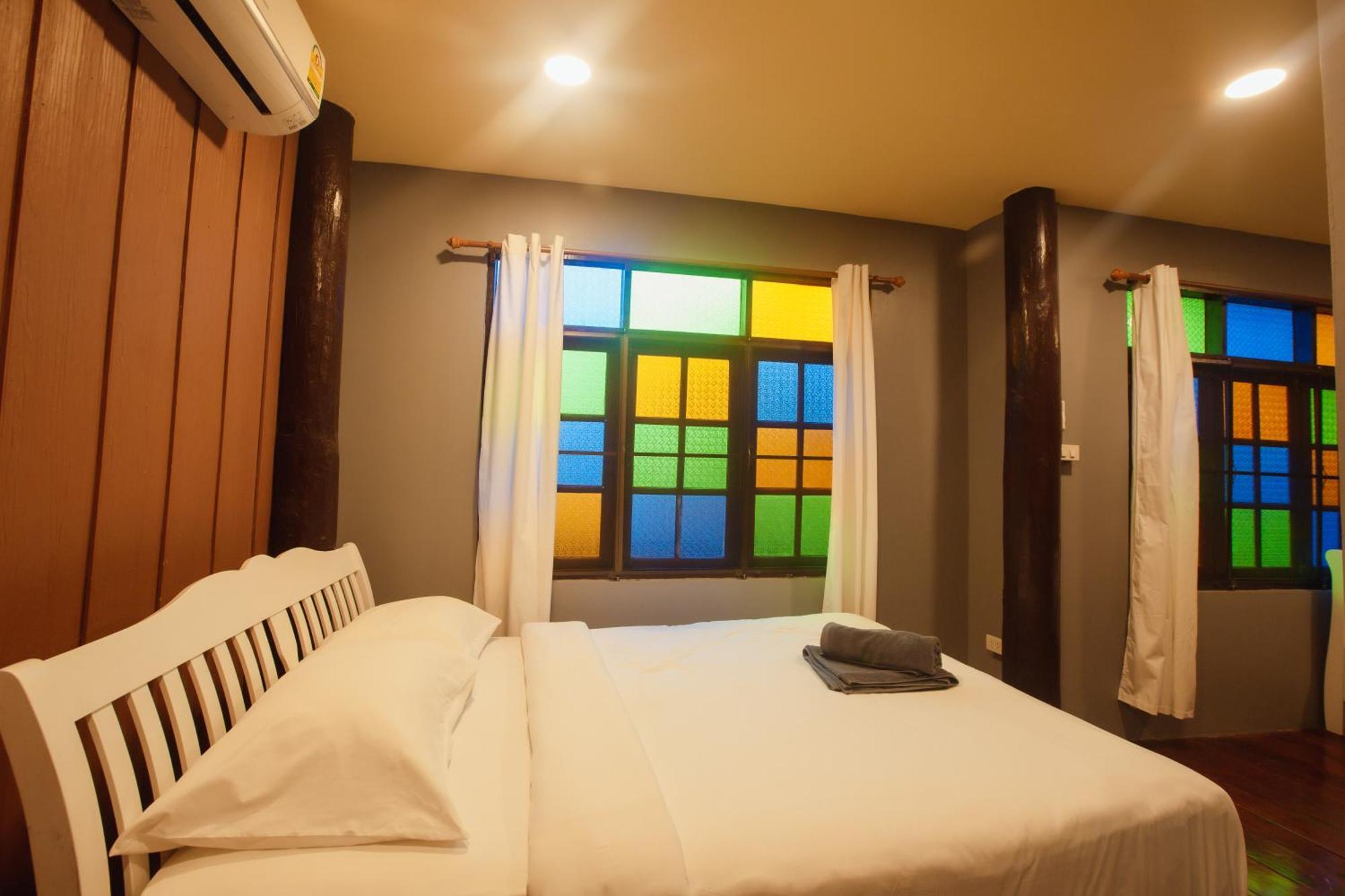Agga Cnx Hostel Csiangmaj Kültér fotó